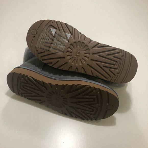 UGG Classic Bling Mini Bootie (NEW IN BOX) - Picture 8 of 8